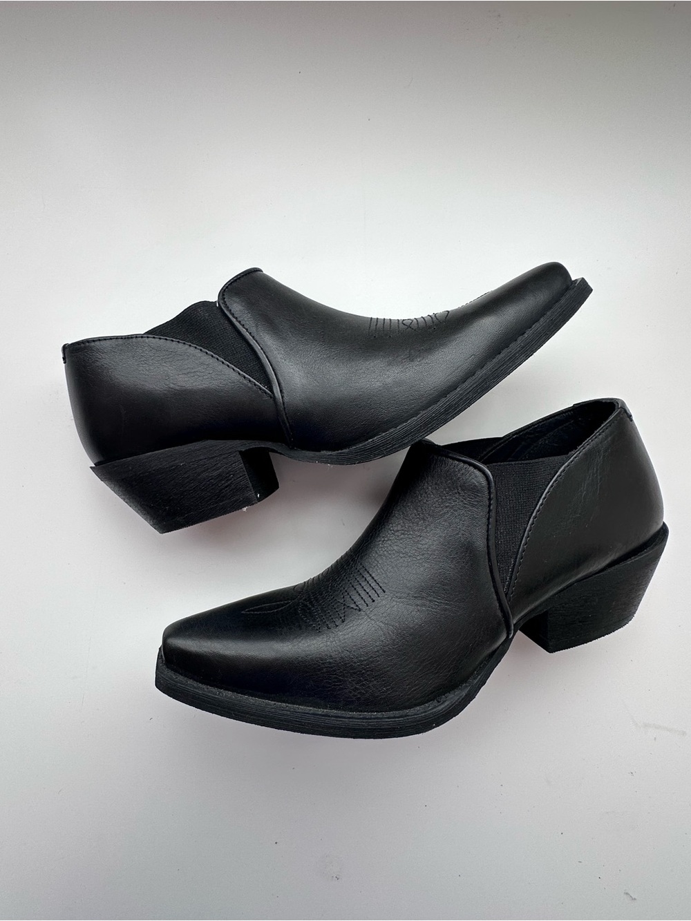 Abilene Women’s Black Leather Western Slip-On Booties 6.5